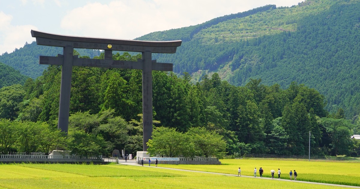 The great torii at Oyunohara near Kumano Hongu Taisha